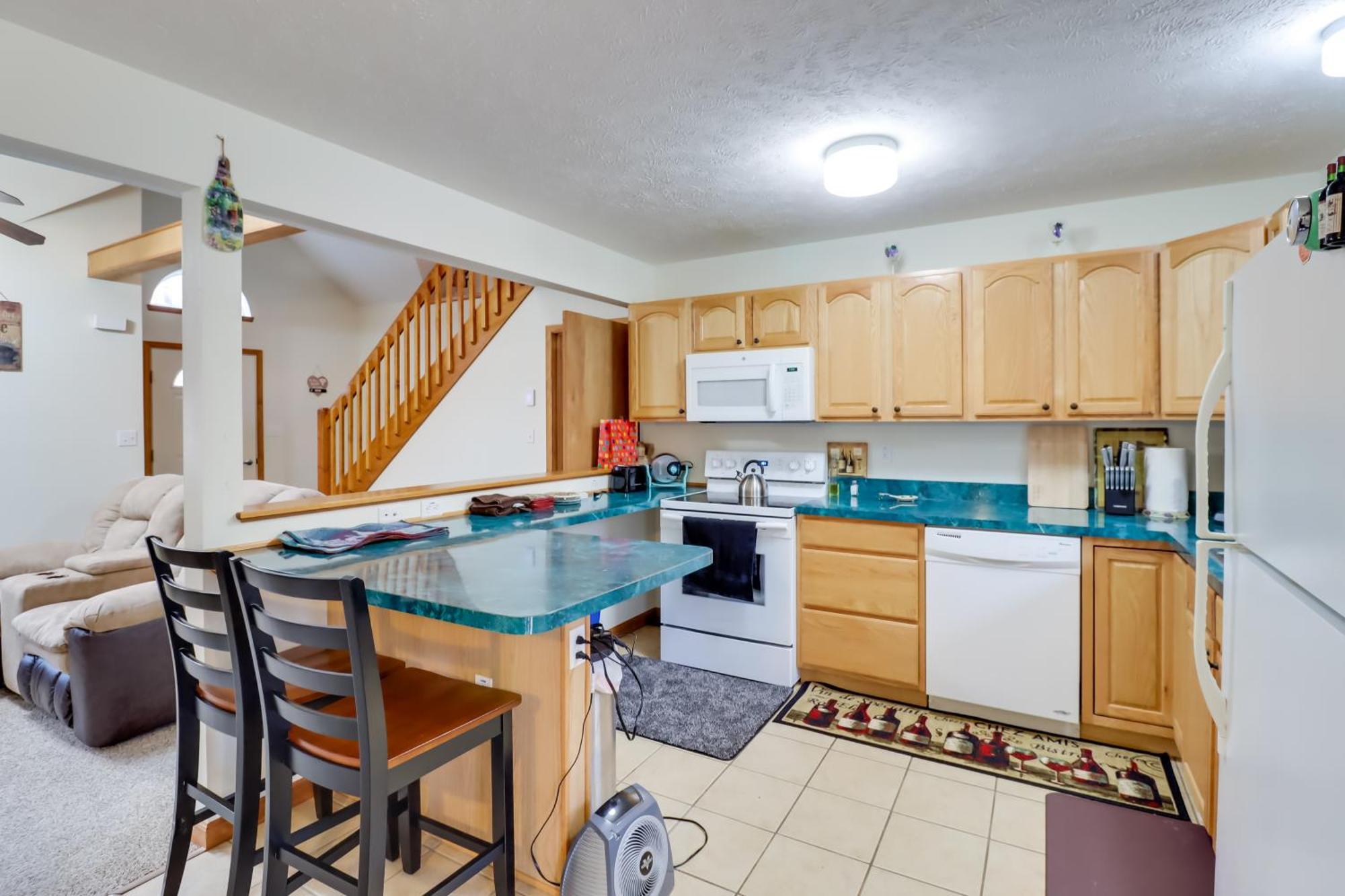 Pet-Friendly Pocono Lake Oasis With Hot Tub! Kültér fotó